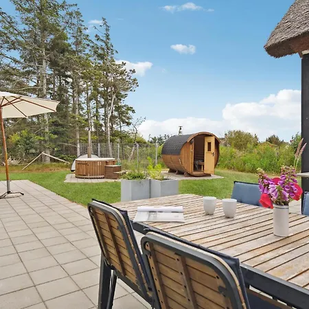 3 Bedroom Amazing In Hébergement de vacances