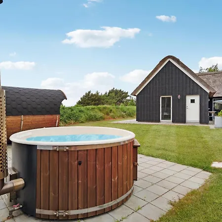 3 Bedroom Amazing In Hébergement de vacances Ringkøbing