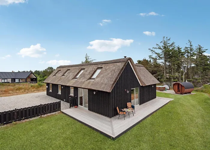 3 Bedroom Amazing In Ringkøbing